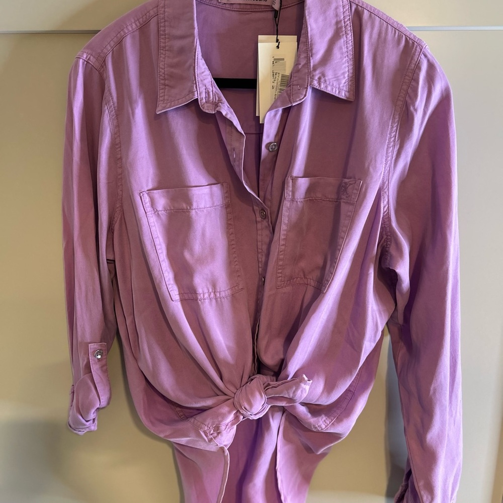 Calvin Klein Lavender Button-Up Shirt; Large, NWT